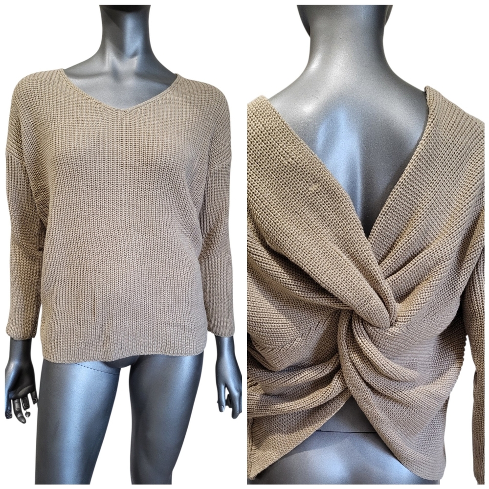 9. NWT Miracle Women's Tan Sweater with Twist Back - Size M/L